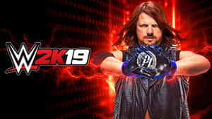 戴藍色手套的WWE摔角手，配以紅色閃電背景和WWE 2K19標誌。