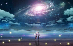 兩個動漫角色在夜晚凝視著發光海灘上方的星系。