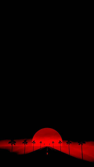 一條兩旁種滿棕櫚樹的道路，通往地平線上發光的紅日。