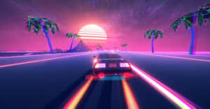 霓虹燈照亮的高速公路，一輛汽車朝著發光的夕陽和幾何棕櫚樹疾馳。