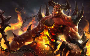 一個火熱的惡魔戰士，身穿尖刺盔甲和鎖鏈，處於戰鬥場景中。 — 鬼滅之刃 壁紙