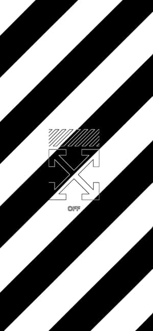 黑白對角線條紋背景，中央為 Off White 標誌。