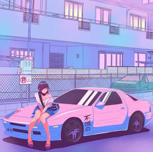 女孩坐在粉藍色跑車上，位於黃昏時分霓虹燈閃爍的都市街道上。