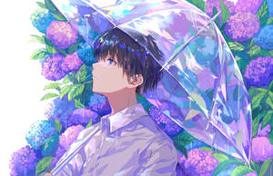 動漫男孩在紫色繡球花中撐著透明雨傘。