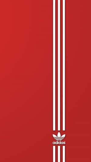 紅色背景，帶有白色 adidas 條紋和標誌 — 滑板 壁紙