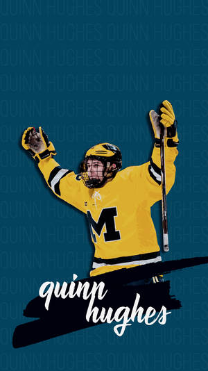 曲棍球運動員 Quinn Hughes 身穿黃色球衣，高舉球棍慶祝。