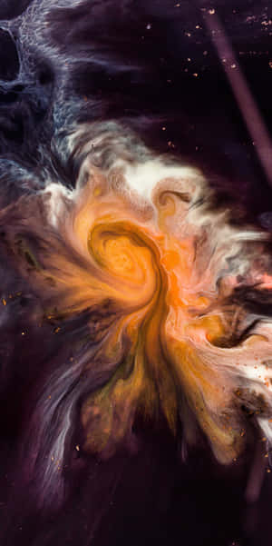 充滿活力的宇宙星雲，在繁星點點的黑暗背景下，有旋轉的橙色和紫色雲層。