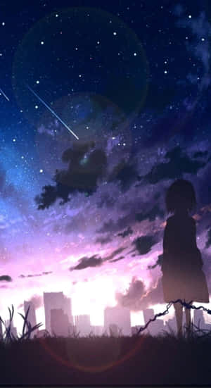 女孩剪影在閃爍的城市天際線上空觀看星星 — 唯美雲朵動態 壁紙