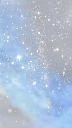柔和的藍色天空，有閃爍的星星和飄動的雲朵 — 1440x2560 壁紙