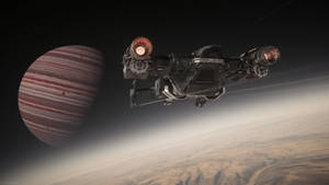 未來太空船在沙漠世界上方靠近條紋行星飛行。