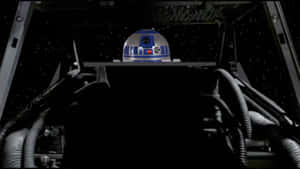 R2-D2 在太空船駕駛艙內向外看星星
