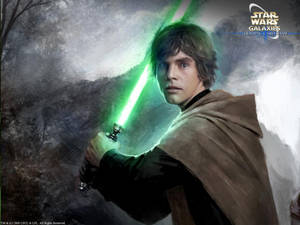 Luke Skywalker 喺霧氣山巒場景中手持綠色光劍。