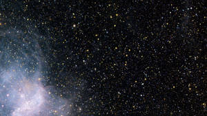 一個充滿星星和發光星雲的宇宙場景。