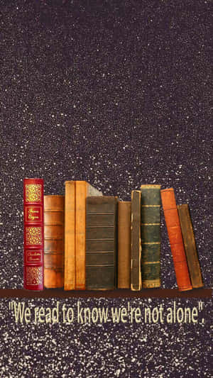 星空下的一排舊書，附有關於閱讀的語錄