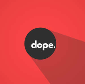黑色圓圈帶白色文字dope dot在紅色漸變背景上帶長陰影