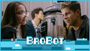 三個青少年在實驗室裡看著一個帶有「BROBOT」像素文字的機器人。