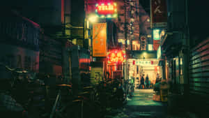 夜晚東京狹窄小巷，被發光霓虹燈招牌和濕漉漉路面倒影照亮。 — 城市 壁紙