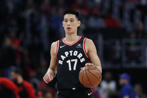 專業籃球運動員在場館比賽中持球。 — 阿特蘭大鷹隊 壁紙
