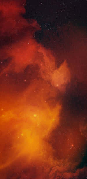 一個熾熱的星雲，在深空中散發著發光的橙色雲層和散落的星星。