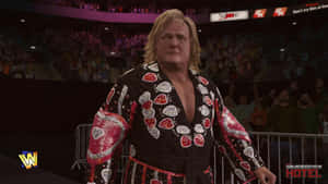 穿著心形裝飾外套的摔角手站在競技場上歡呼的人群面前。 — WWE GIF 壁紙
