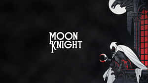 Moon Knight 著住白色斗篷，喺滿月下拎住一個血淋淋嘅球體。