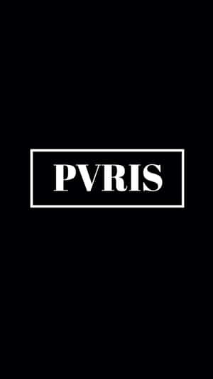黑色背景，矩形內有白色文字 PVRIS。