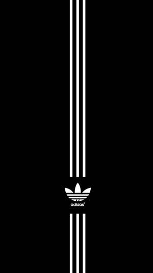 黑色背景，帶有白色adidas標誌和條紋 — 黑白 壁紙