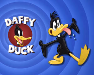 卡通角色 Daffy Duck 伸出舌頭，雙臂高舉，背景為藍色螺旋圖案。