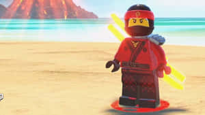 LEGO忍者手持黃色雙節棍，在火山附近的沙灘上