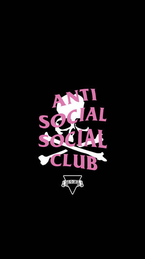粉紅色骷髏頭和交叉骨標誌，文字為 Anti Social Social Club，背景為黑色。