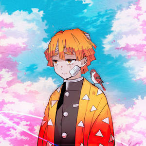 動漫男孩，橙色頭髮，嘴巴纏著繃帶，站在色彩繽紛的天空下，肩上有一隻鳥。 — 善逸 GIF 壁紙