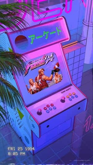 復古街機，帶有《The King of Fighters '94》遊戲，在霓虹燈和棕櫚葉下。