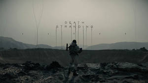 一個孤獨的身影穿著科幻套裝，站在荒涼的峽谷中，面前是 'Death Stranding' 標誌。