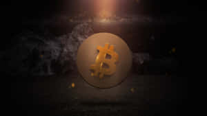 金色比特幣硬幣在夜間漂浮在山脈上方，發出光芒。