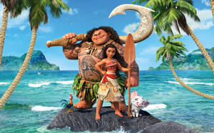 Moana 和 Maui 與他們的同伴在一個被海洋和棕櫚樹環繞的熱帶島嶼上。