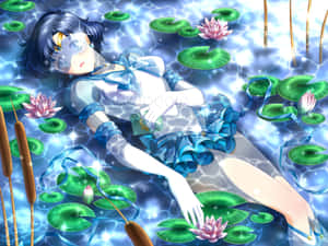 動畫女孩漂浮在水中，周圍有睡蓮葉和花朵。