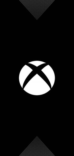 黑色背景上的 Xbox 標誌，頂部和底部有半色調三角形圖案。