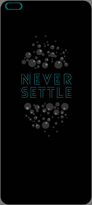 黑色背景，帶有青綠色文字 never settle 和灰色氣泡心形設計。