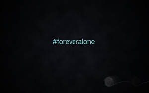 深色背景，帶有發光的青綠色標籤 foreveralone 和抽象漩渦。