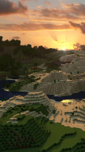 日落時分的Minecraft方塊景觀，發光的水面和層疊的山丘。