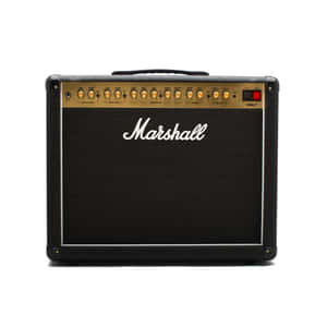 Marshall DSL20C結他擴音器，金色控制鈕和黑色網罩。