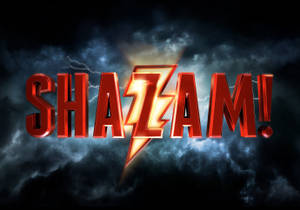 Shazam 標誌帶有閃電，映襯暴風雨天空
