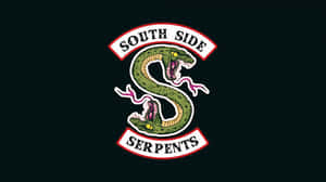 South Side Serpents標誌，特色是一條綠色蛇形成字母S，帶有粉紅色尖牙和舌頭。
