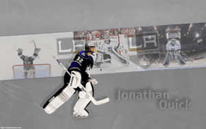 冰球守門員 Jonathan Quick 在冰上行動，身後有球隊旗幟和人群。