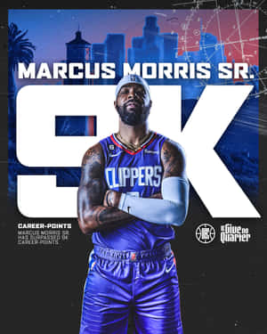 Marcus Morris Sr. 身穿快艇隊制服，雙臂交叉，慶祝職業生涯9,000分。