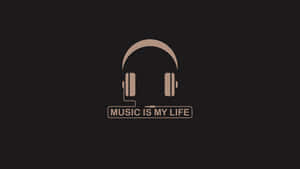 米色耳機圖標，帶有文字 music is my life，位於深色背景上。