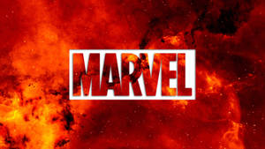 Marvel 標誌置於熾熱的宇宙背景中，帶有旋轉星雲和星星。