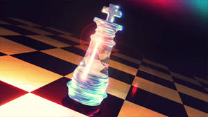 一個半透明的玻璃國際象棋國王，被彩色霓虹燈照亮，位於棋盤上。