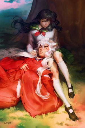 一個白髮狐女穿著紅色和服睡覺，一個黑髮女孩穿著水手服守護著她。