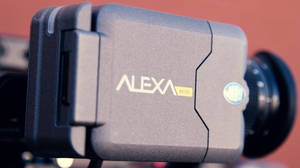 專業Alexa Mini電影攝影機在工作室環境中